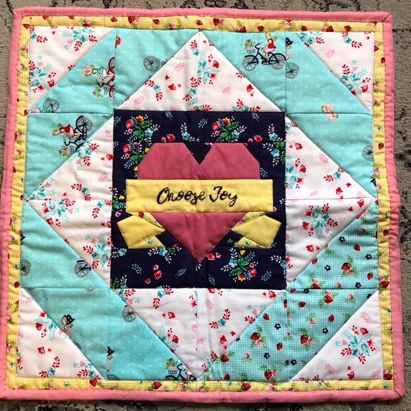 Handmade floral OOAK quilted wall hanging 18” square w/ “Choose Joy” embroidery